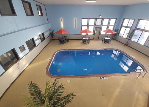 Riverview Inn & Suites, an Ascend Collection Hotel