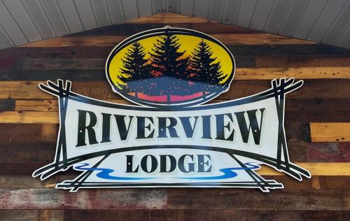 Riverview Lodge