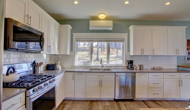 Riverview Luxury Home