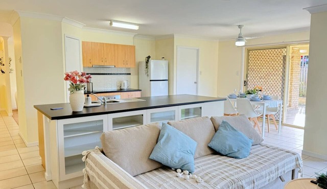 Riverview Modern Haven | Entire 4BR Home