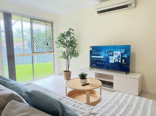 Riverview Modern Haven