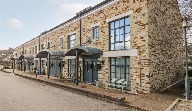 RIVERVIEW, pet friendly in Lostwithiel