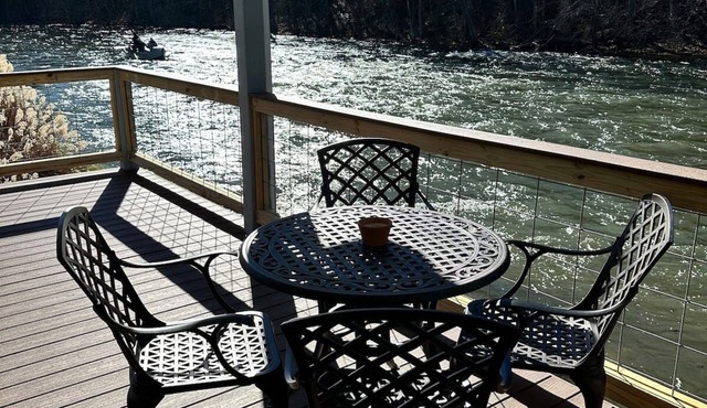 Riverview Retreat Pad #5