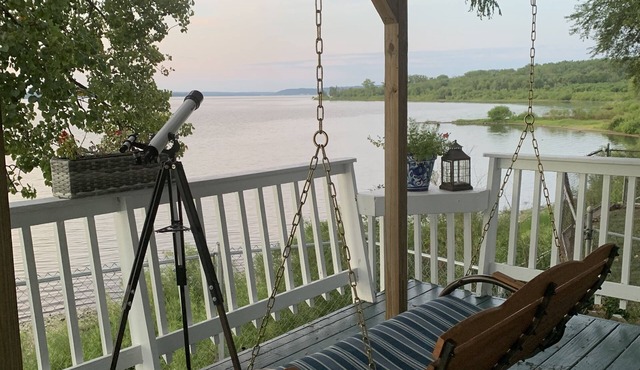 Riverview Retreat