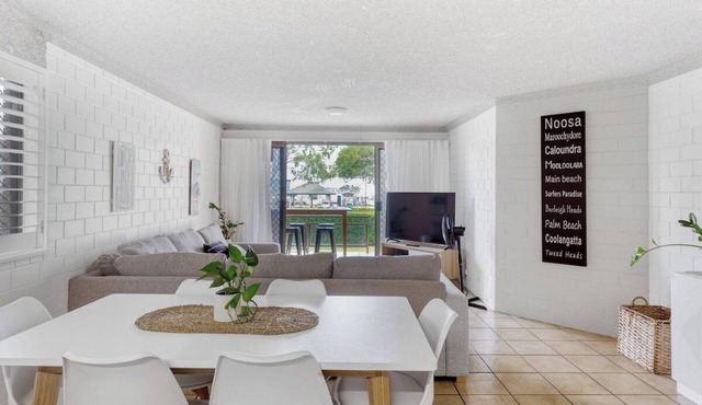 Riverview Unit 1 - River and marina views