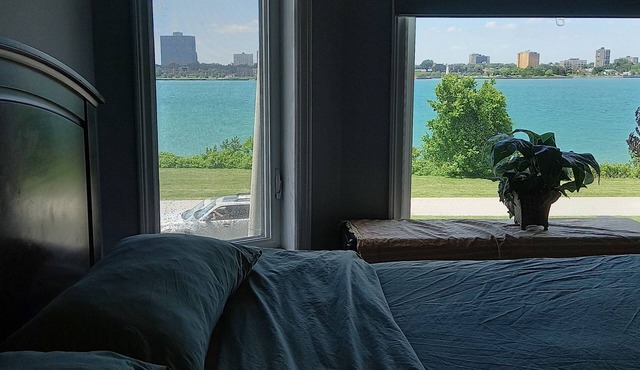 Riverview , waterfront, homestay, bnb