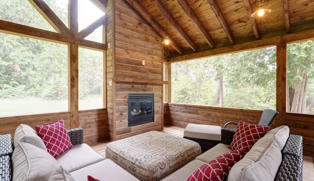 Rivière Perchée ☼ Spa ♥ Firepit ✦ K4YAKS ☼ Veranda