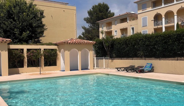 Riviera rêve, Antibes. Prestigious residence with swimming pool in the heart of the Côte d'Azur