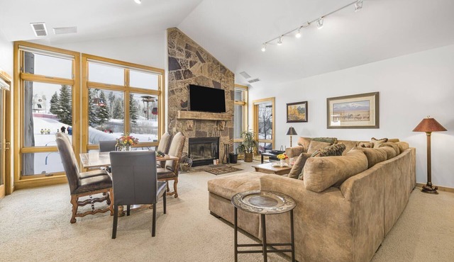 RMR: Cody House D Condo in Teton Village