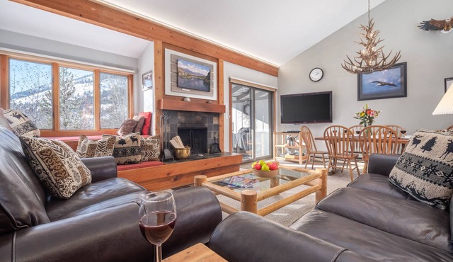 RMR: Sarvisberry 3022 Condo in The Aspens