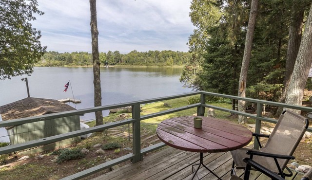 Roads End Retreat on Lost Lake