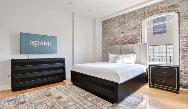 Roami at Churchill | 2 Bedroom Penthouse