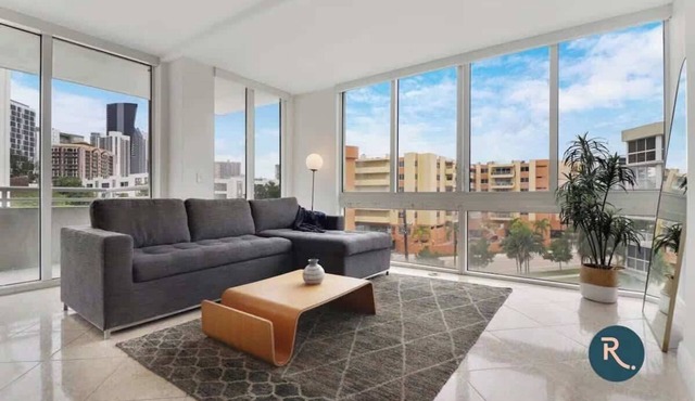 Roami at Sunny Isles | Rooftop Pool | 4BR- 2 units