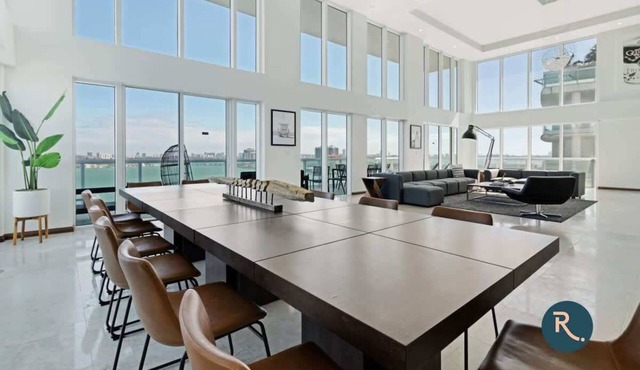 Roami at The Current | Miami| Penthouse | 6 Bed