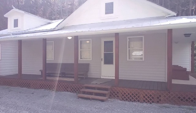 Roaring Creek Cottage