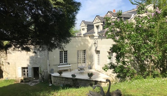 Roberto House