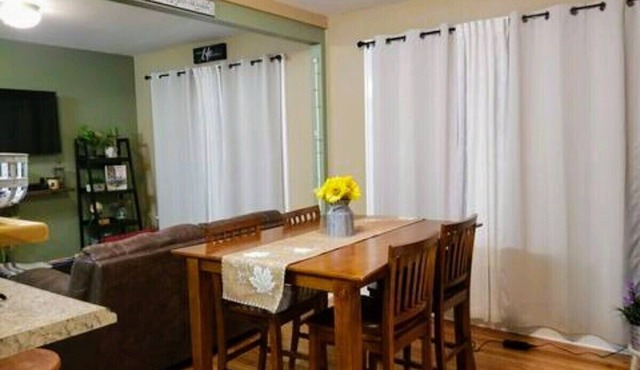 Robin's Nest Charming Whole House Rental