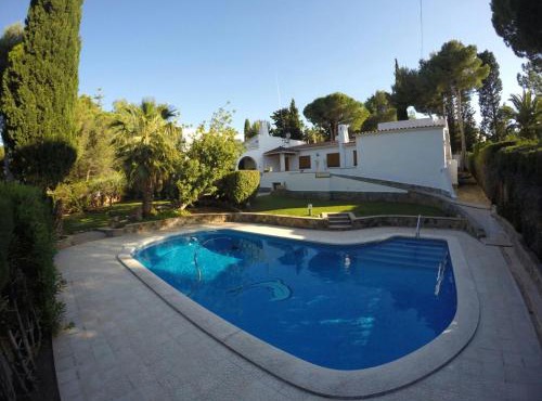 Roc Beach Villa