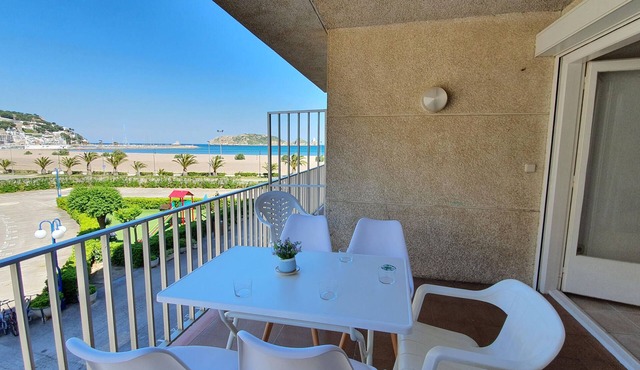 Rocamaura I-C-2-2 Holidays with view to the Medas islands pool wifi