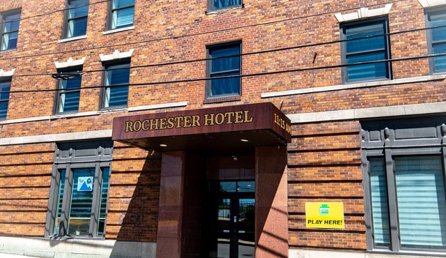 Rochester Hotel