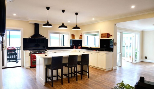 Rock-a-Billi. Exceptional 4-bedroom home in the heart of Wisemans. 3pm checkout