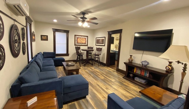 Rock Island HideawaynClassic Cozy Apartment in Downtown Owensville Missouri