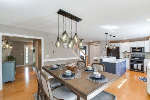 Rock Island Home w/Private Yard & Fire Pit Table!