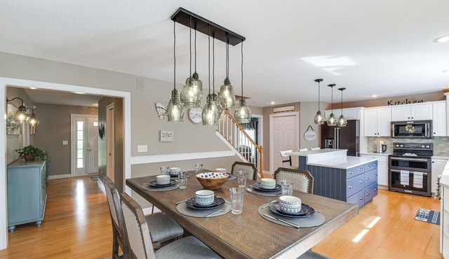 Rock Island Home w/Private Yard & Fire Pit Table!