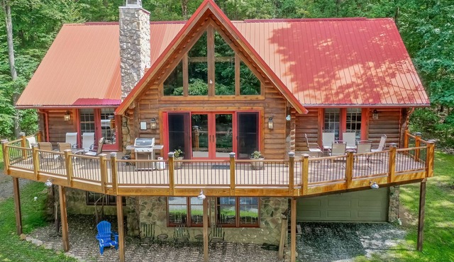 Rock Lodge Cabin | Fire Pit, Expansive Deck!