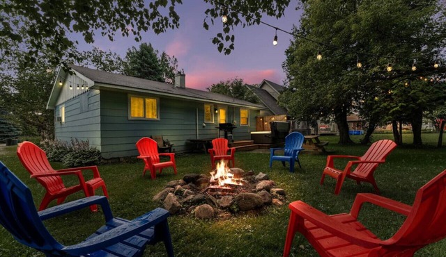 Rock n Roll! DT 2bd home! Walk to beach, bars&more