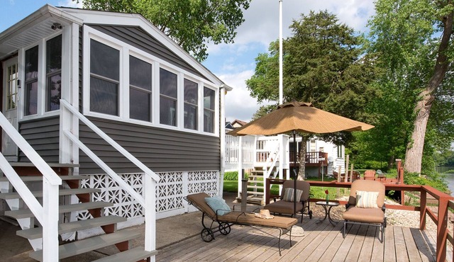 ROCK RIVER HIDEAWAY Grill, Fire Pit, Pet Friendly with fee of 30.00 per night