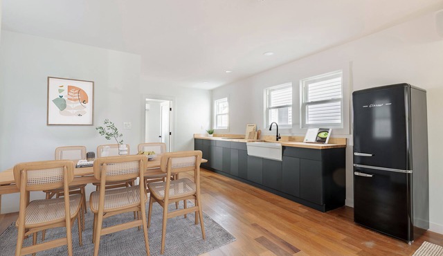 Rockaway Beach 1st Floor 1 bedroom