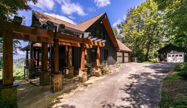 Rockcliff Retreat