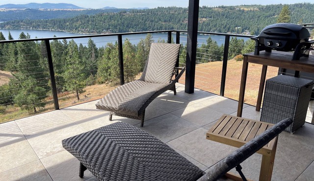 Rockford Bay vistas, Condo at the Golf Club at Black Rock