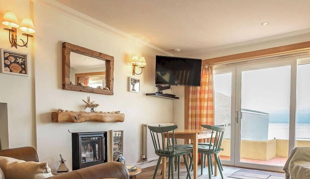 Rockhopper Cottage | Lower Largo