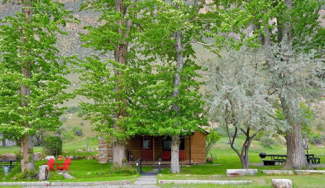 Rockin Y, Romantic Getaway or Family Friendly Lodging