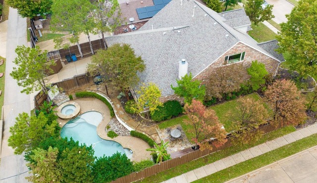 Rockwall Urban Oasis- 3600sqft -Pool/Spa/Game Room/Office-Overlooks Lake/Park