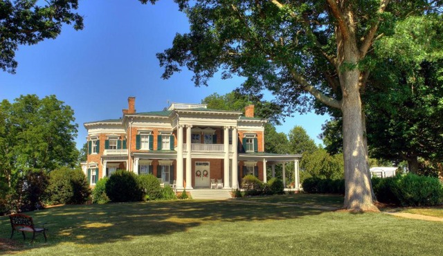 Rockwood Manor Bed & Breakfast