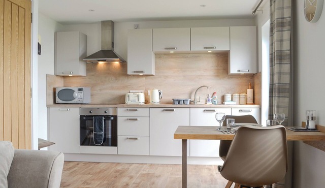 Rockworks Chalets No.3 - UK7042