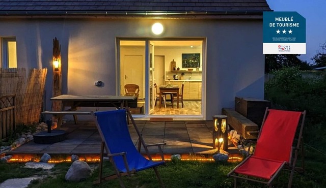 Rocky Lodge, cottage with large wooden deck and private garden near the Forest