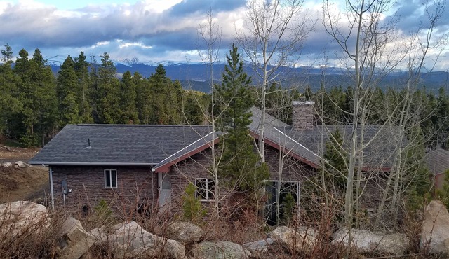 Rocky Mountain Getaway- Divide Views, Hot Tub, Skiing