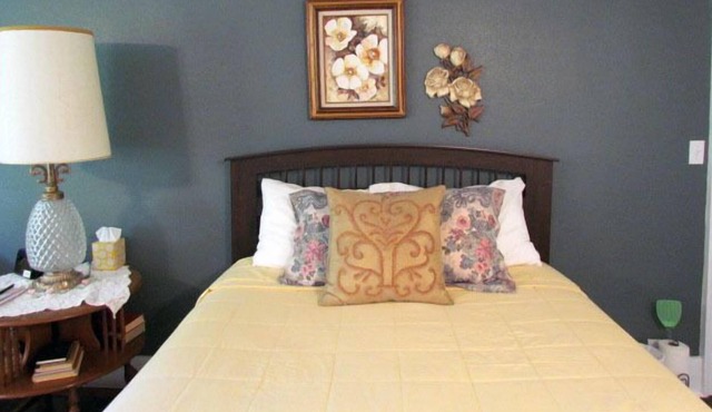 Rocky Mountain Red Brick Inn