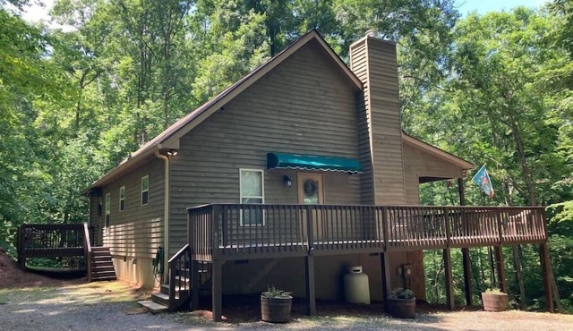 Rocky Road Hideaway. close to Helen and Dahlonega