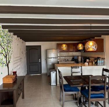 Rocky Suite, close to everything