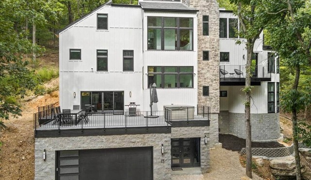 Rocky Summit-Hot Tub-Lake Access & Kayaks-Gameroom