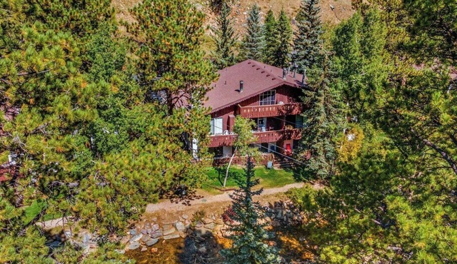 Rocky’s Riverside Retreat - heated pool, river access