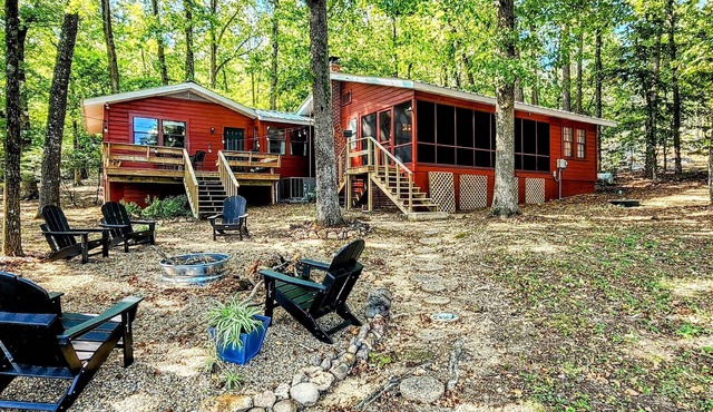 Roddy's Roost Lakefront Cabin - Hot Springs ARn
