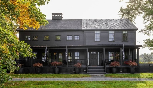 Rode Barns Farmhouse (with Guest House)