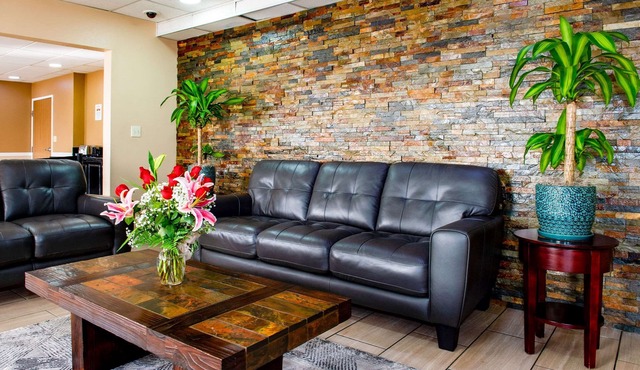 Rodeway Inn Central Colorado Springs