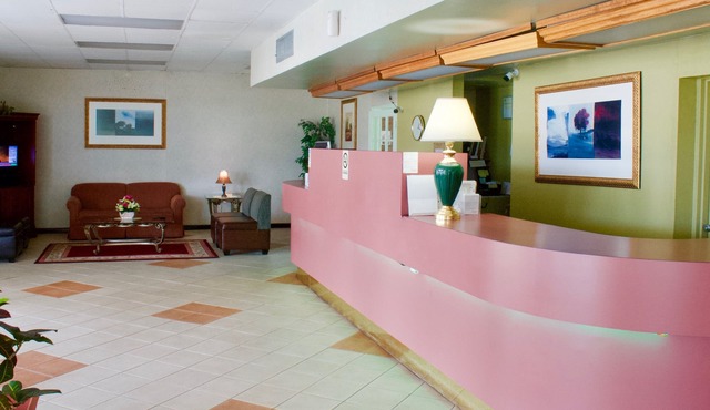 Rodeway Inn Monroe